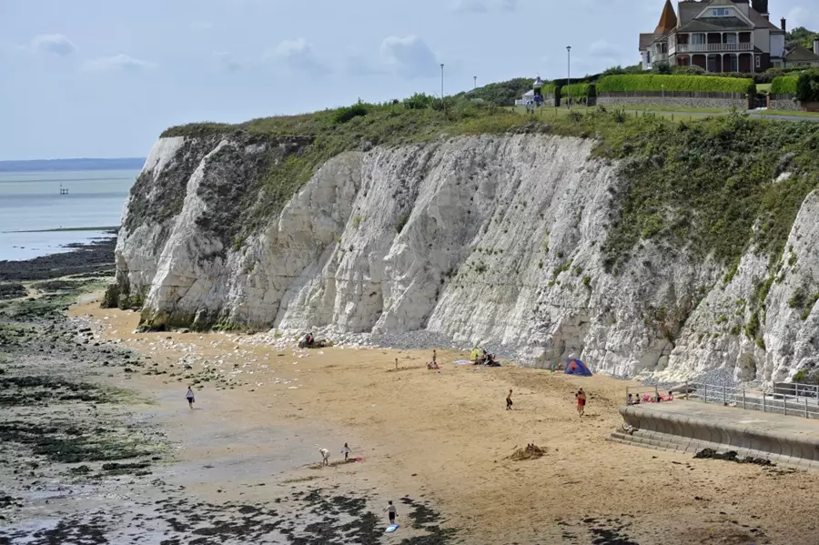 Dumpton Gap, Broadstairs. Thanet Tourism